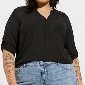 Torrid Harper black 3/4 sleeve blouse size 2